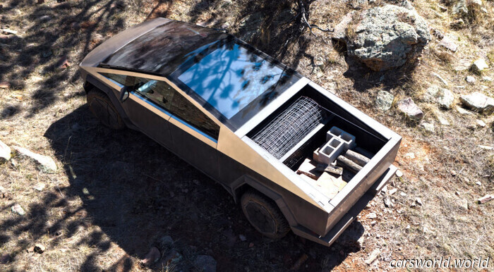 El Cambio de Marca Cybertruck De Tesla Se Parece Mucho A La F-150 de Ford | Carscoops